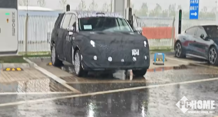 小米中大型增程SUV“昆侖N3”諜照曝光，或?qū)⒂谀甑咨鲜?></a></div>
<div   id=